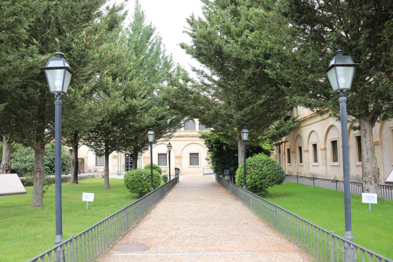 Hotel Monasterio De Tejeda Garaballa Eksteriør billede