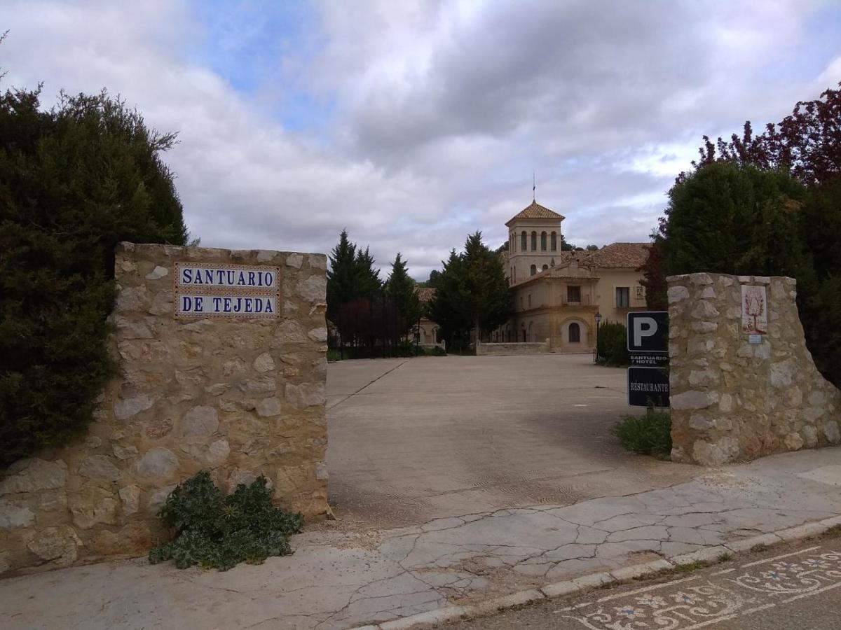 Hotel Monasterio De Tejeda Garaballa Eksteriør billede